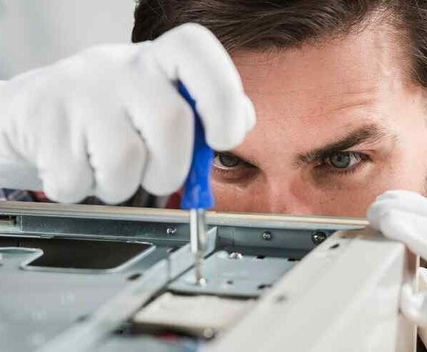 Home 9 A importância da manutenção preventiva em nobreaks para garantir a continuidade dos negócios