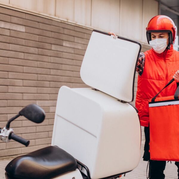 Como trabalhar no iFood de moto