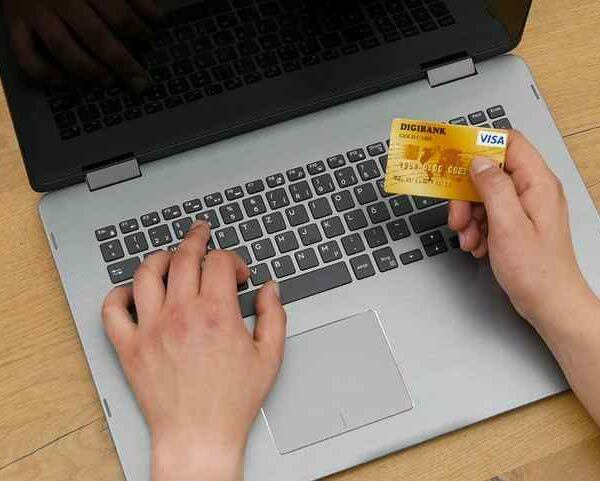 Como comprar com segurança pela internet