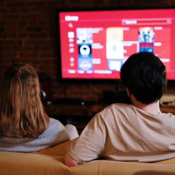 Home 6 Google TV: quais as vantagens e desvantagens do serviço