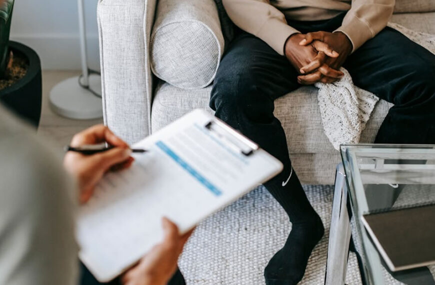 Como uma clínica ajuda na recuperação do alcoolismo