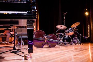 Guia de manutenção básica para instrumentos de teclas: limpeza, armazenamento e afinação 3 dolo iglesias z9z6u1rn7sY unsplash