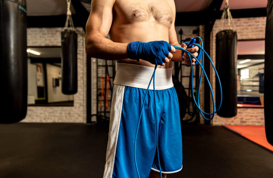 Home 13 O que observar no tecido e modelagem dos shorts de muay thai